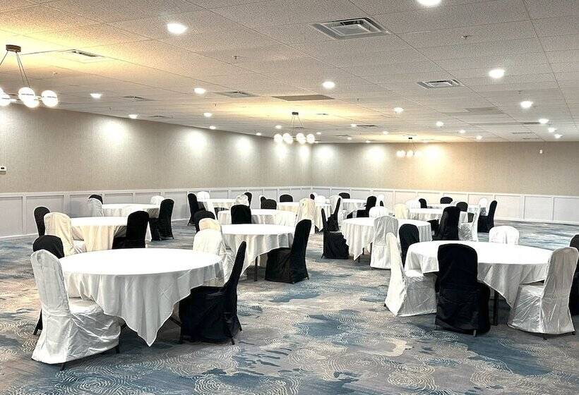 هتل Quality Inn & Suites Lake Havasu City