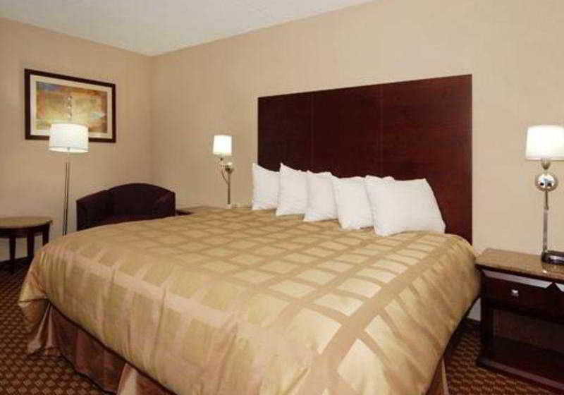 בית מלון כפרי Quality Inn & Suites