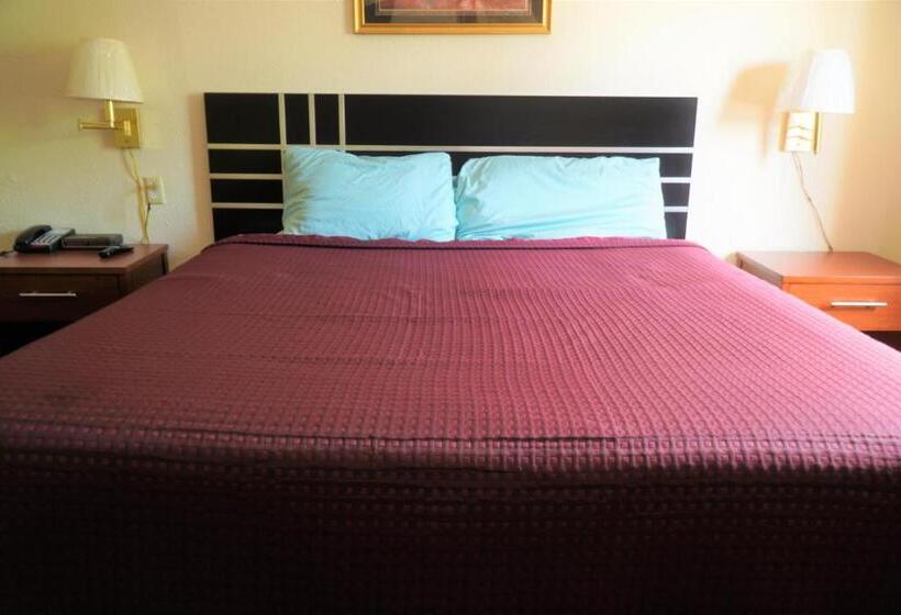 فندق Quality Quarters Inn