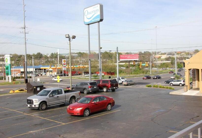 فندق Quarters Inn & Suites