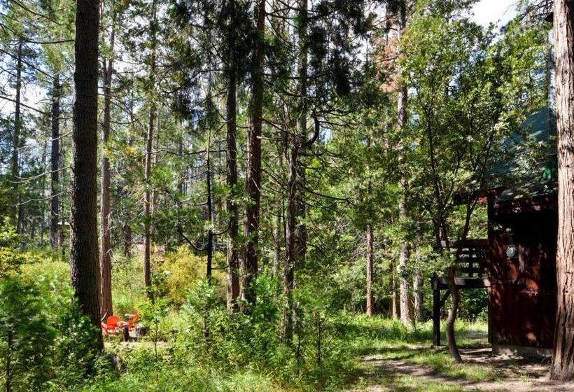 호텔 Quiet Creek Inn