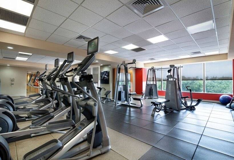 Отель Doubletree By Hilton New York Jfk Airport