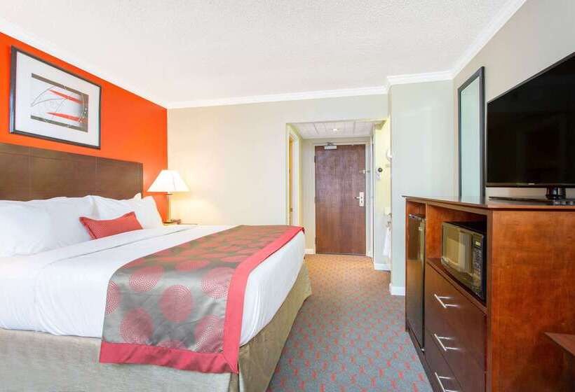 Ramada Hotel & Conference Center By Wyndham Lewiston