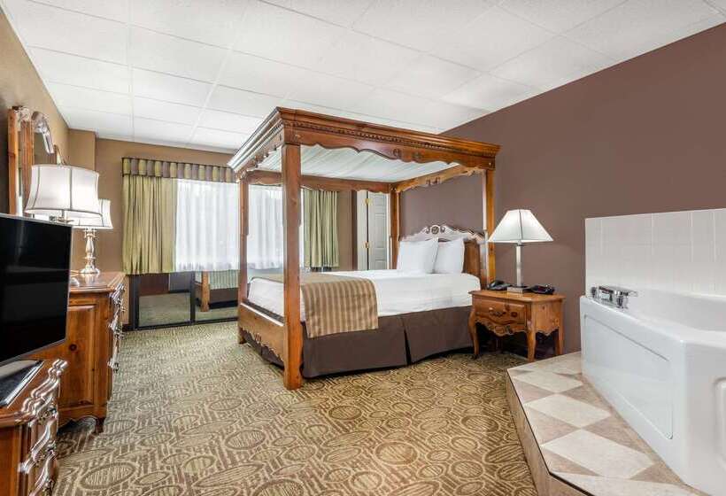 Ramada By Wyndham Paintsville Hotel & Conference Center
