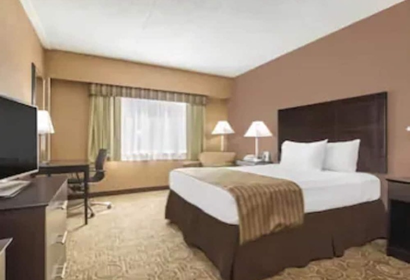 Ramada By Wyndham Paintsville Hotel & Conference Center