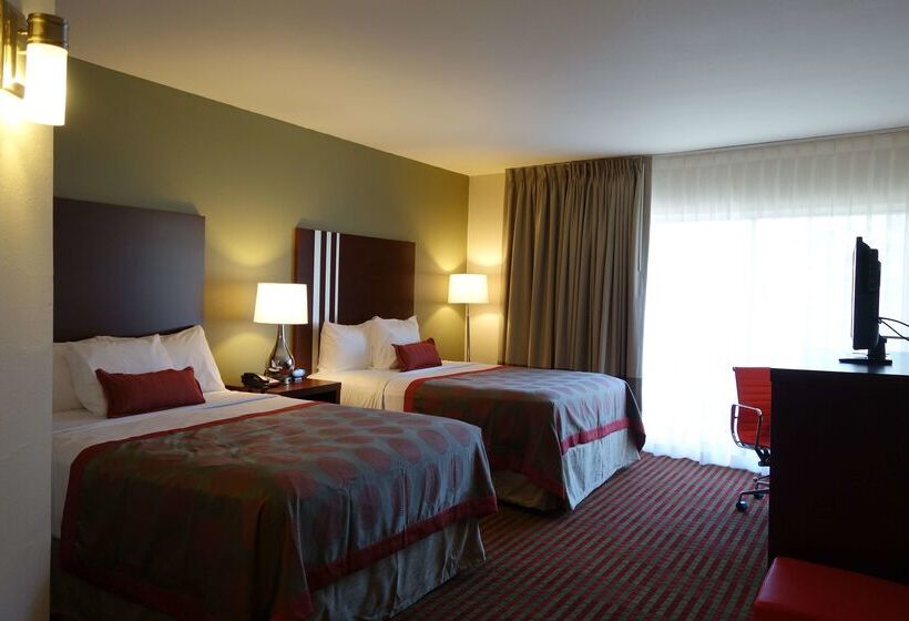 Hotel Ramada By Wyndham Sacramento