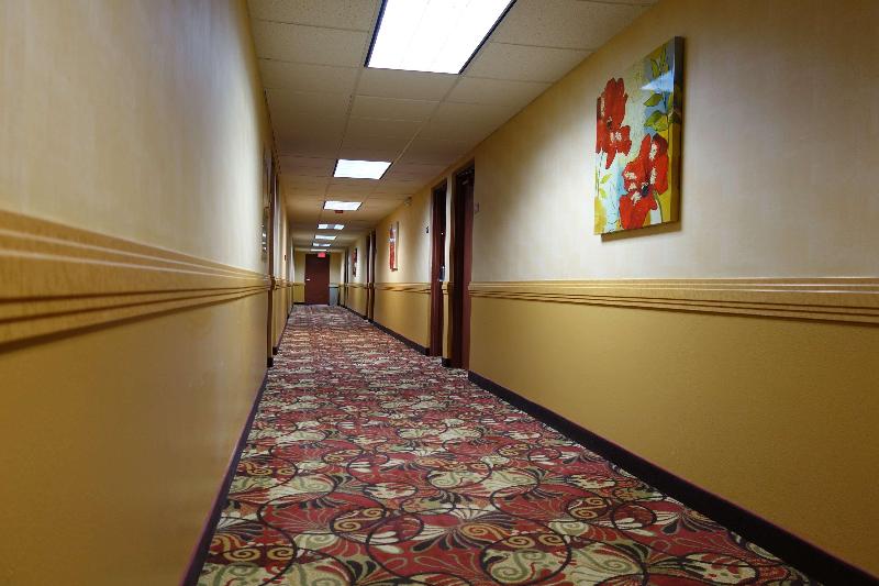 Hotel Ramada By Wyndham Sacramento