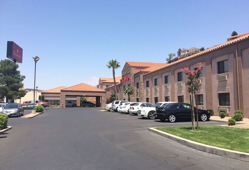 Hotel Ramada By Wyndham St George