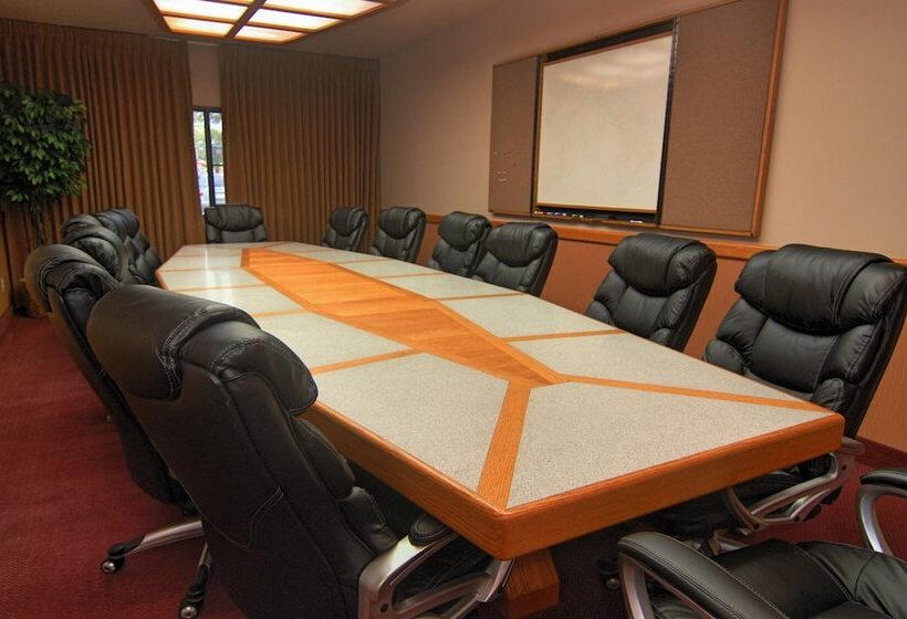 Hotel Ramada By Wyndham St George