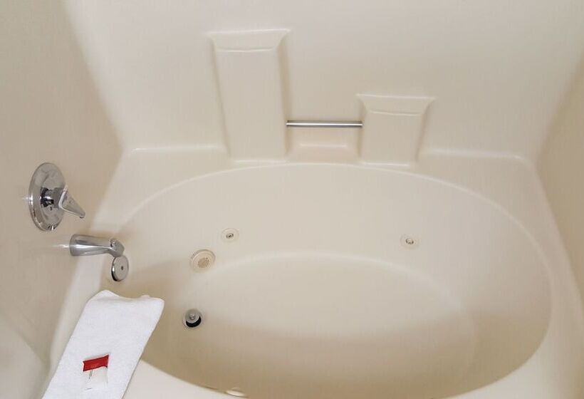 Hotel Ramada By Wyndham St George