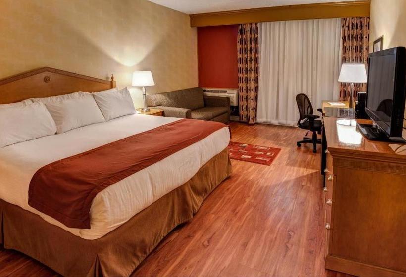 فندق Ramada By Wyndham Toms River