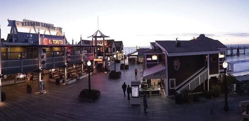 فندق Ramada By Wyndham Torrance