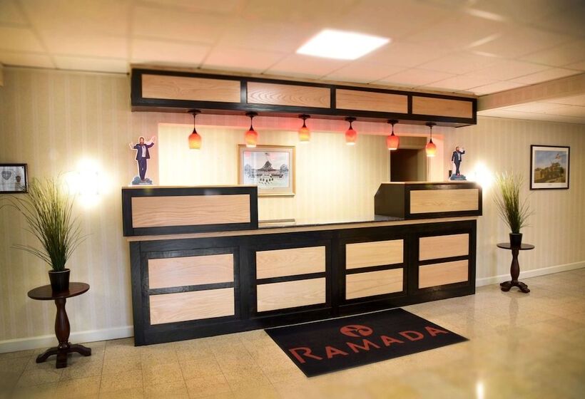 فندق Ramada By Wyndham Triangle/quantico