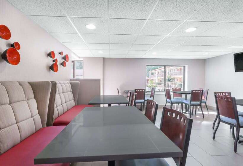 酒店 Ramada By Wyndham Tuscaloosa