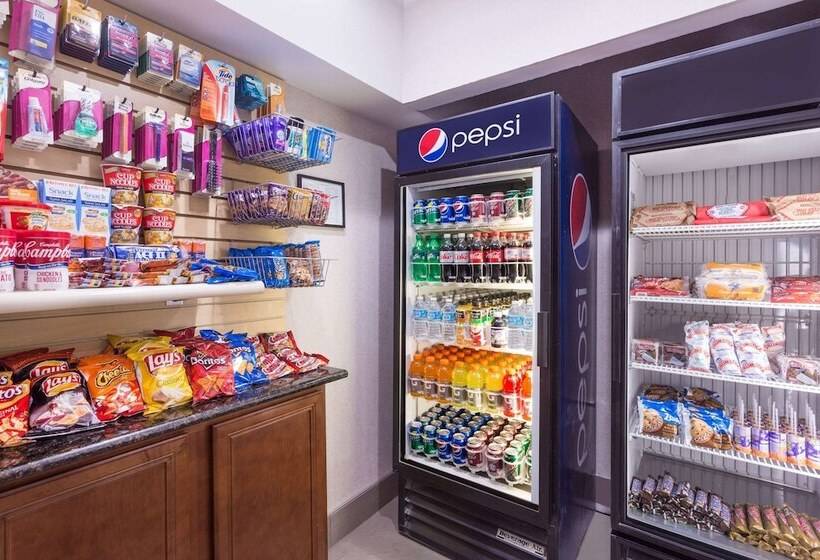 هتل Ramada By Wyndham Tuscaloosa