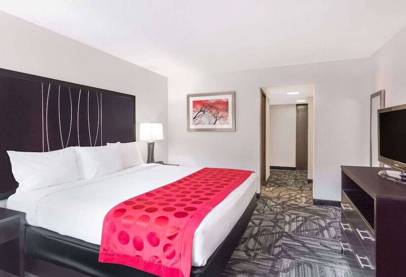 酒店 Ramada By Wyndham Tuscaloosa