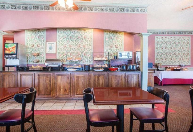 בית מלון כפרי Fairbridge Inn Extended Stay Cordele