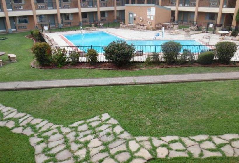 ホテル Red Roof Inn & Suites Oklahoma City Southwest