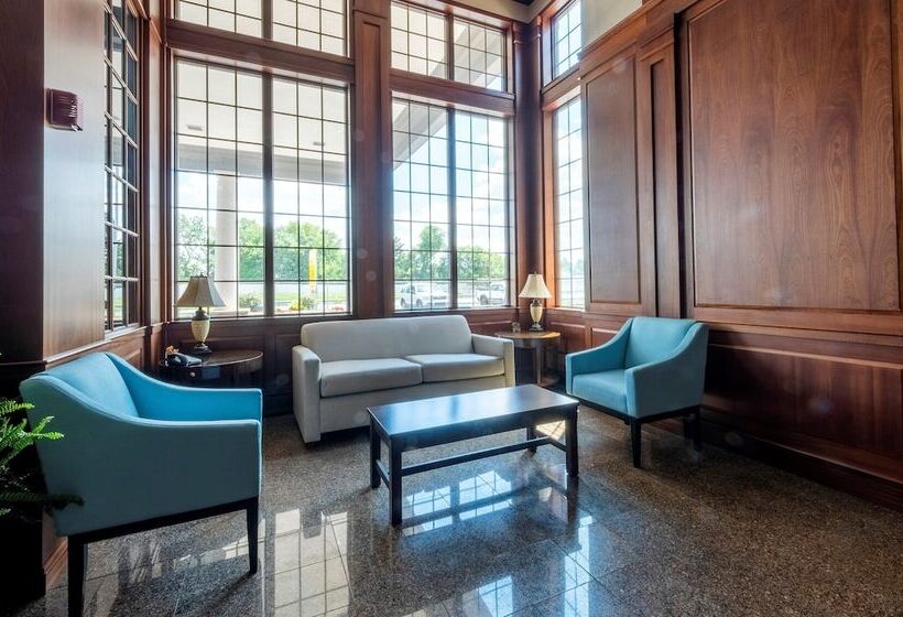 فندق Red Roof Inn & Suites Wilmington – New Castle