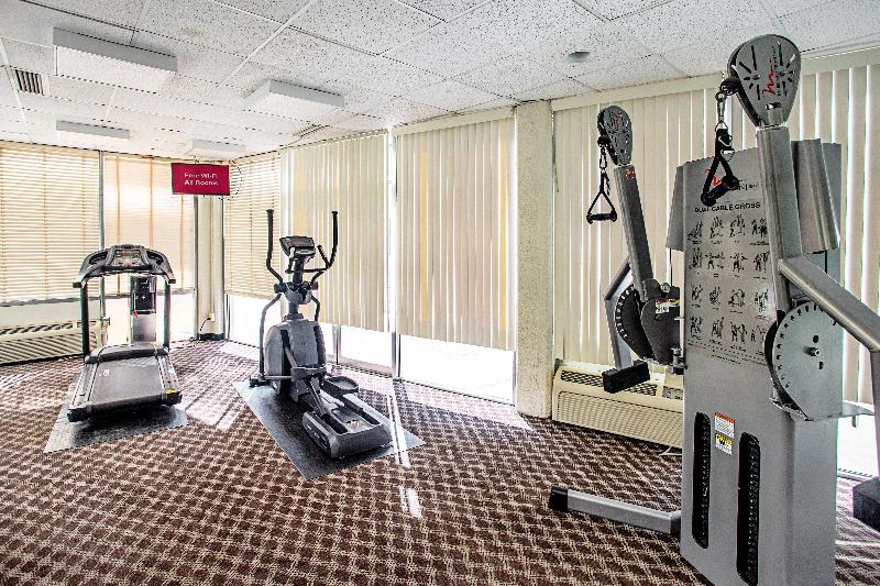 Отель Red Roof Inn Plus+ Wichita East