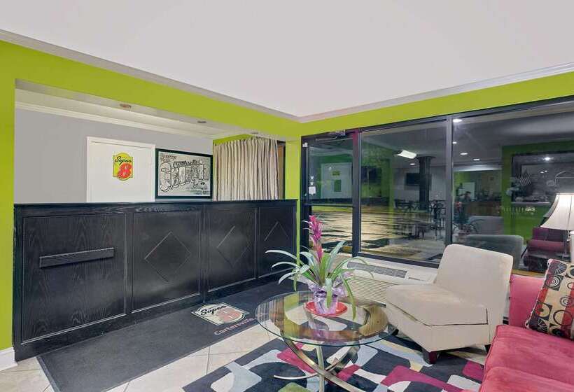 فندق Super 8 By Wyndham Cartersville
