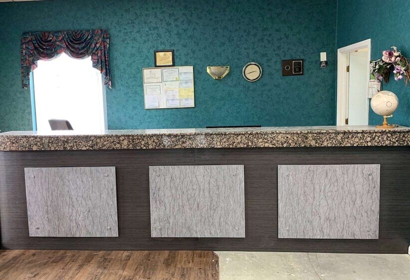 هتل Super 8 By Wyndham Nashville Near Downtown / I40