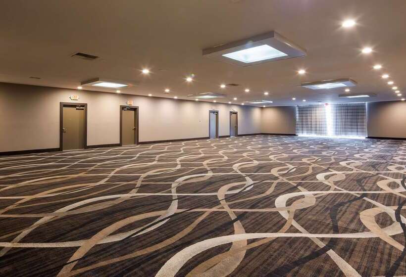 Surestay Plus Hotel By Best Western Point Richmond