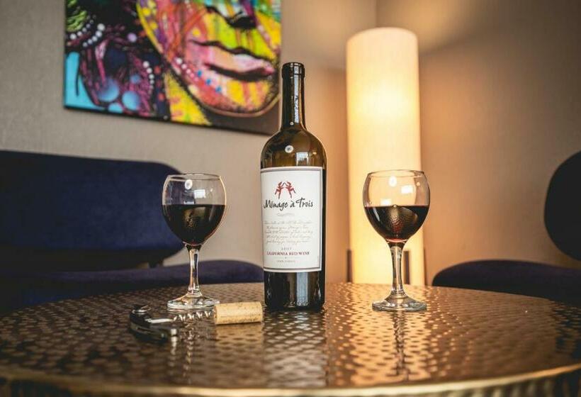 호텔 The Highlander