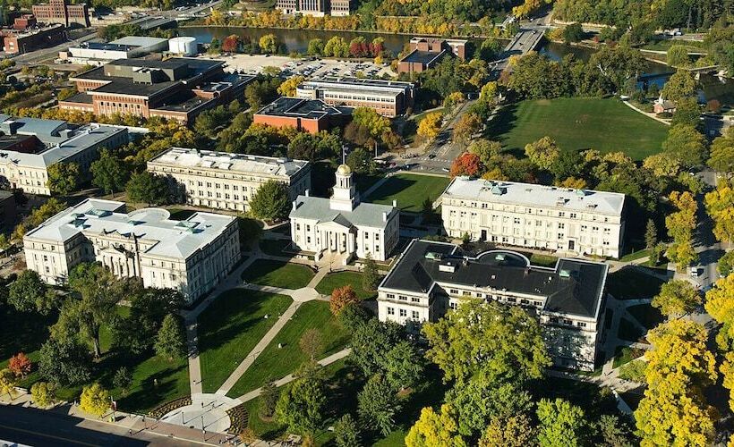 호텔 The Highlander