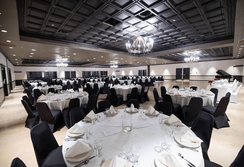 호텔 The Highlander