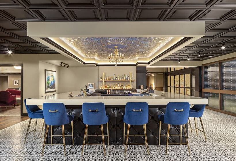 호텔 The Highlander