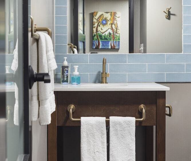 호텔 The Highlander