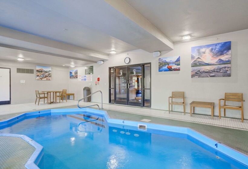 فندق The Pine Lodge On Whitefish River