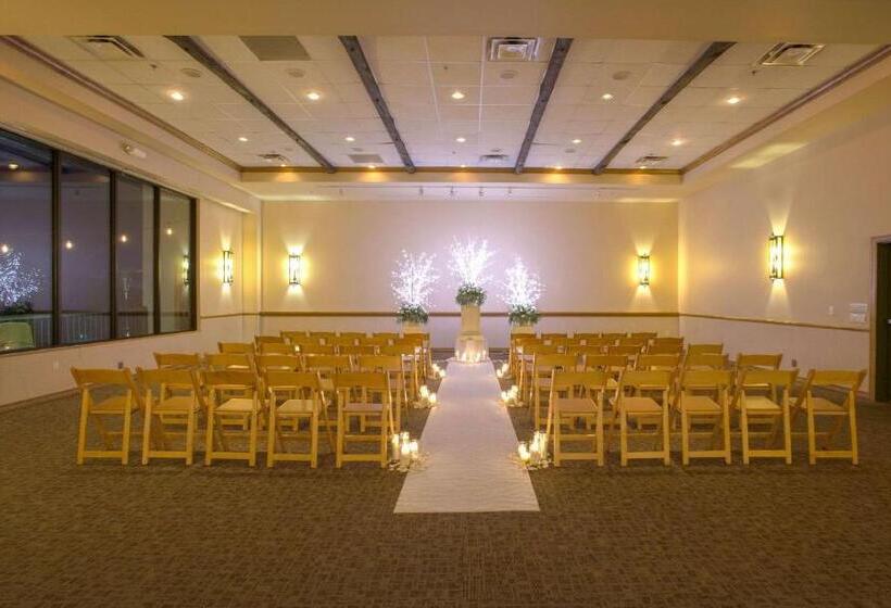 Отель Winter Park Mountain Lodge