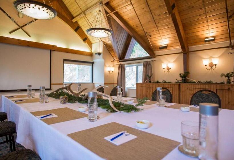 Отель Winter Park Mountain Lodge