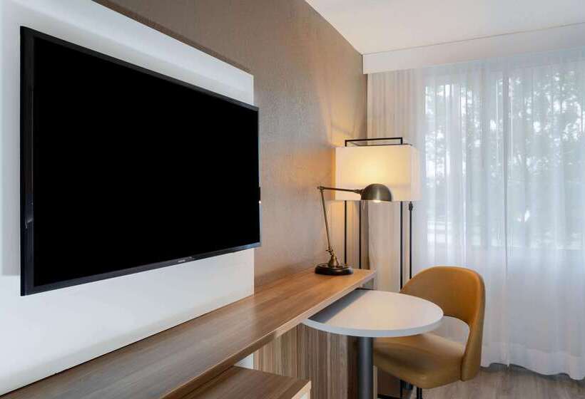 فندق Wyndham Garden Tallahassee Capitol Near Fsu