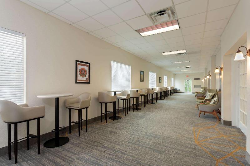 فندق Wyndham Garden Tallahassee Capitol Near Fsu