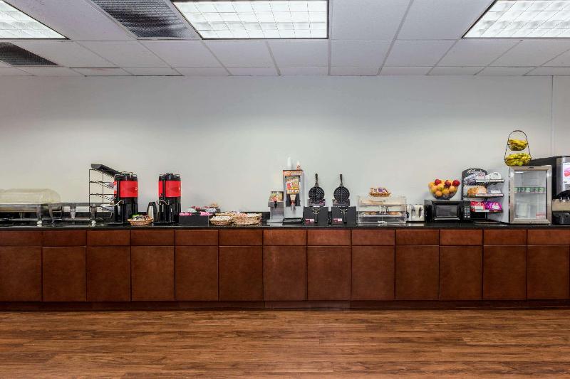 فندق Wyndham Garden Tallahassee Capitol Near Fsu