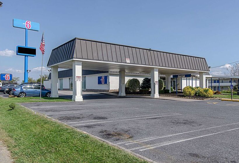 Motel 6 Staunton, Va