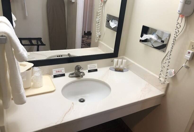 Navajoland Hotel Of Tuba City