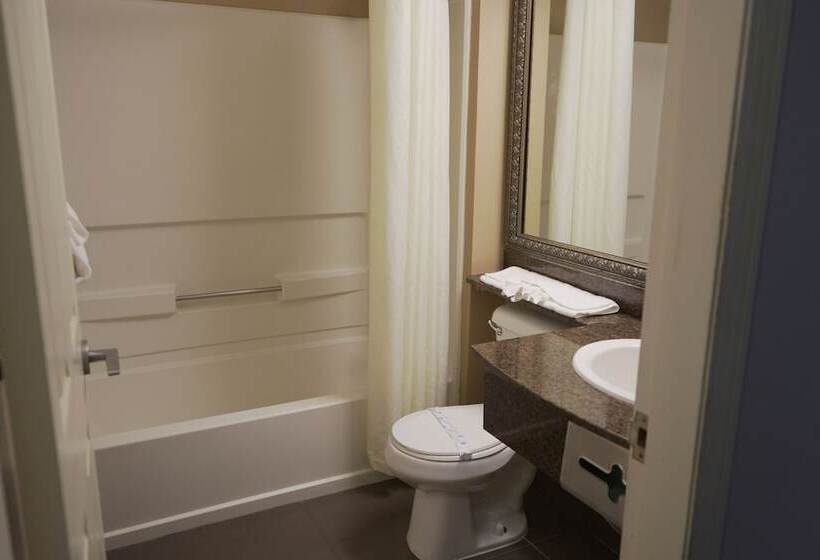 فندق Coratel Inn And Suites By Jasper Ocean Shores