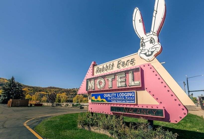 Rabbit Ears Motel