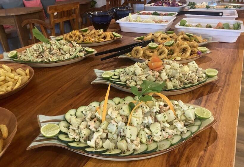 بنسيون Ananda Beach