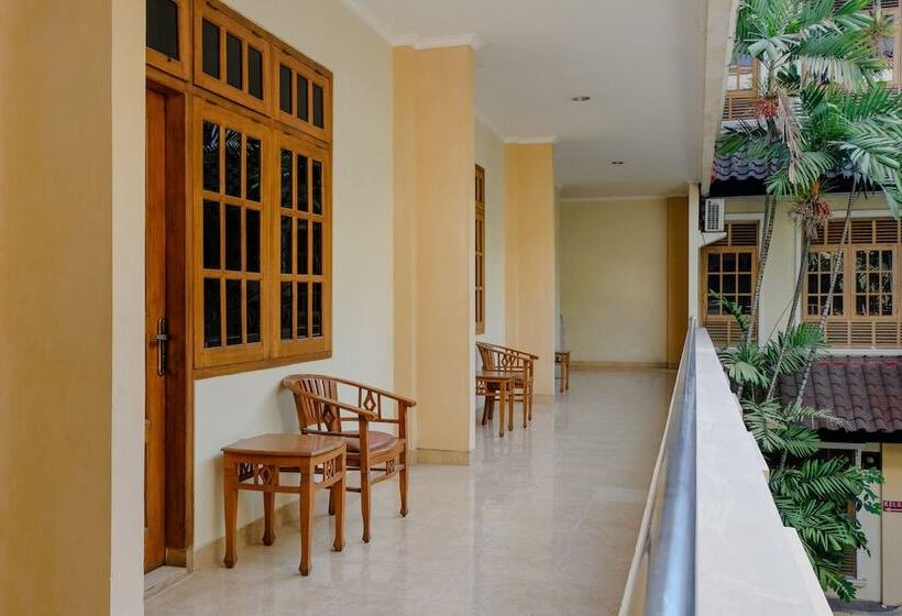 فندق Sarangan Permai By Oyo Rooms