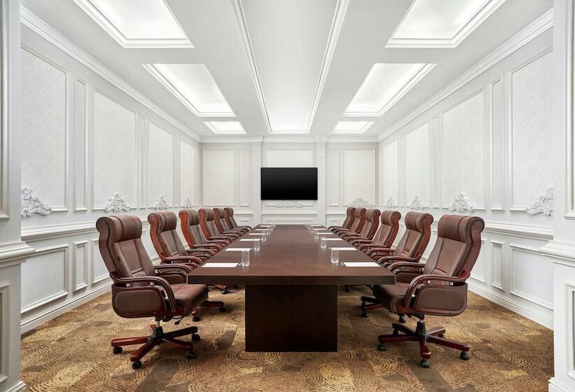 هتل Four Points By Sheraton Lang Son