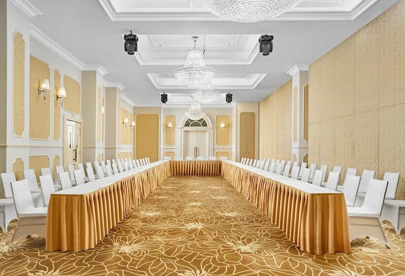 هتل Four Points By Sheraton Lang Son