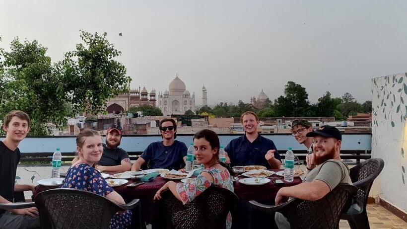 ホテル Kamal Nearest To Taj Mahal