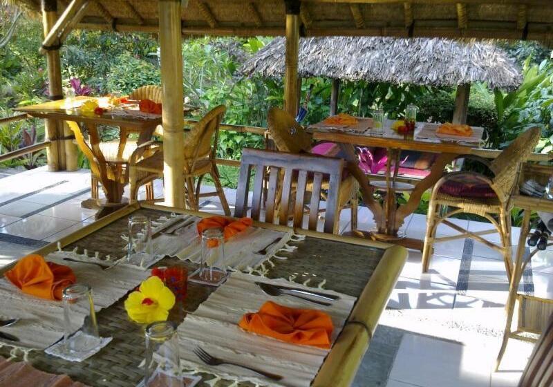 Szálloda Villa Manuk