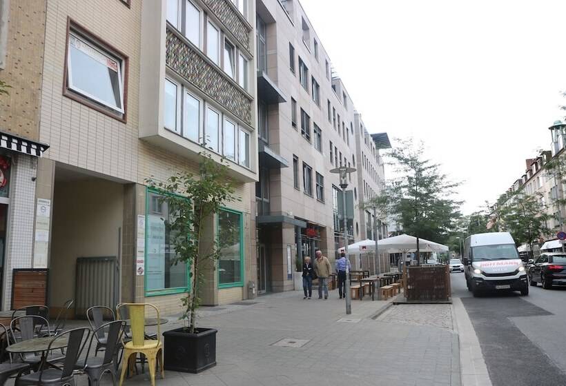 Bed Budget City Center Hannover Hostel