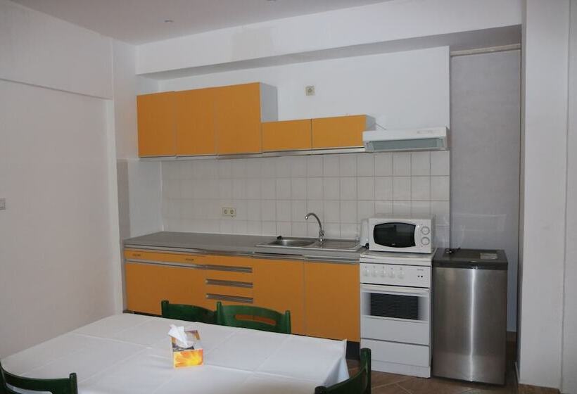 Bed Budget City Center Hannover Hostel